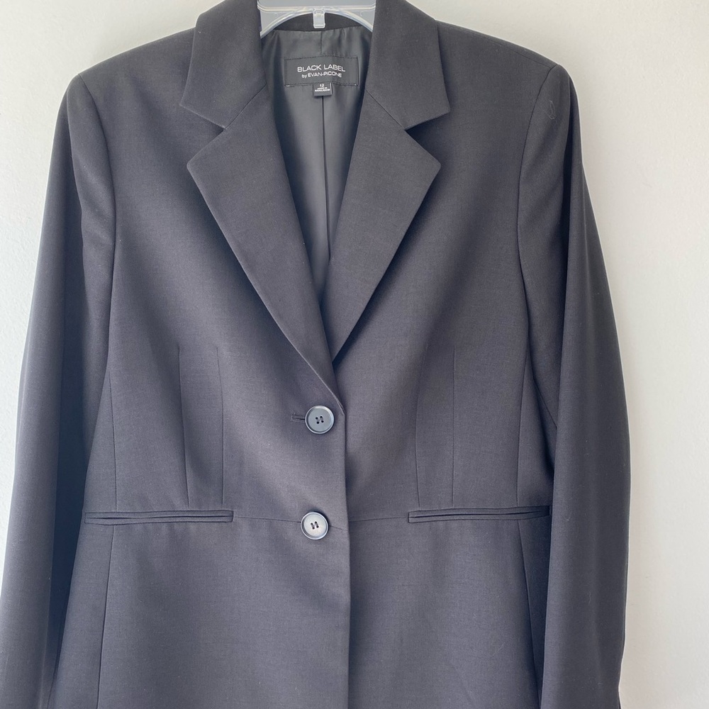 Black Label Women’s Blazer